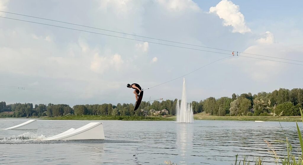 Uus kaablipark Eestis – Põlva Wakepark!
